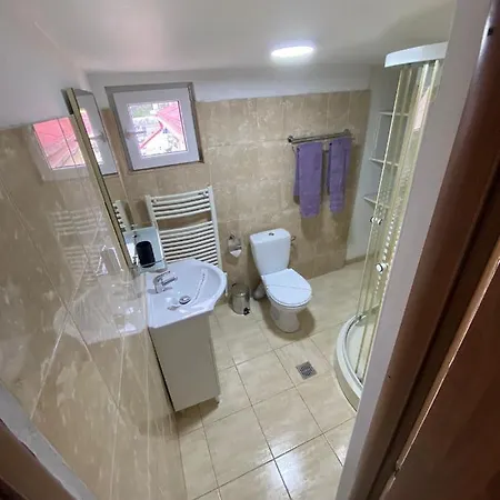 Garsoniera 4 Βουκουρέστι